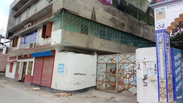 ফতুল্লার কুতুবপুরে করোনায় আক্রান্ত একই পরিবারের ১৭ জন
