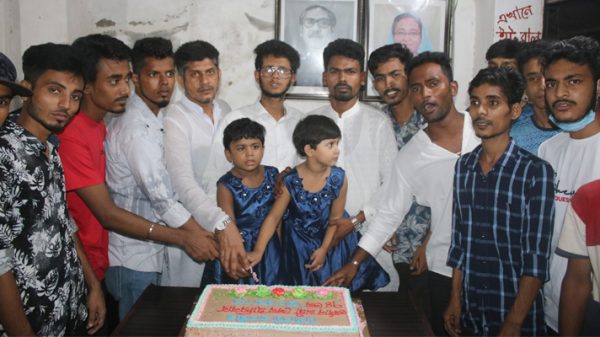 ফতুল্লা থানা শেখ রাসেল শিশু-কিশোর পরিষদের উদ্যোগে প্রধানমন্ত্রীর জন্মদিন পালন