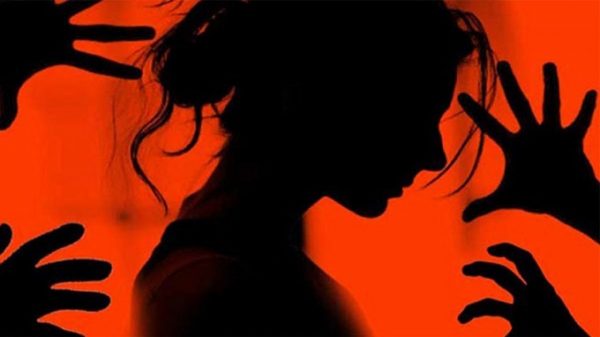 ফতুল্লায় গৃহবধূকে ধর্ষণের অভিযোগ